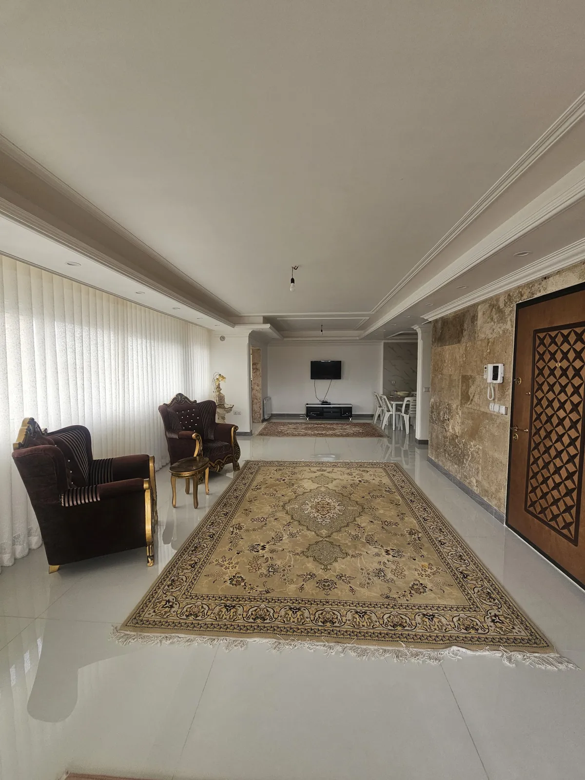 اجاره آپارتمان دو خوابه  شهری قائم شهر