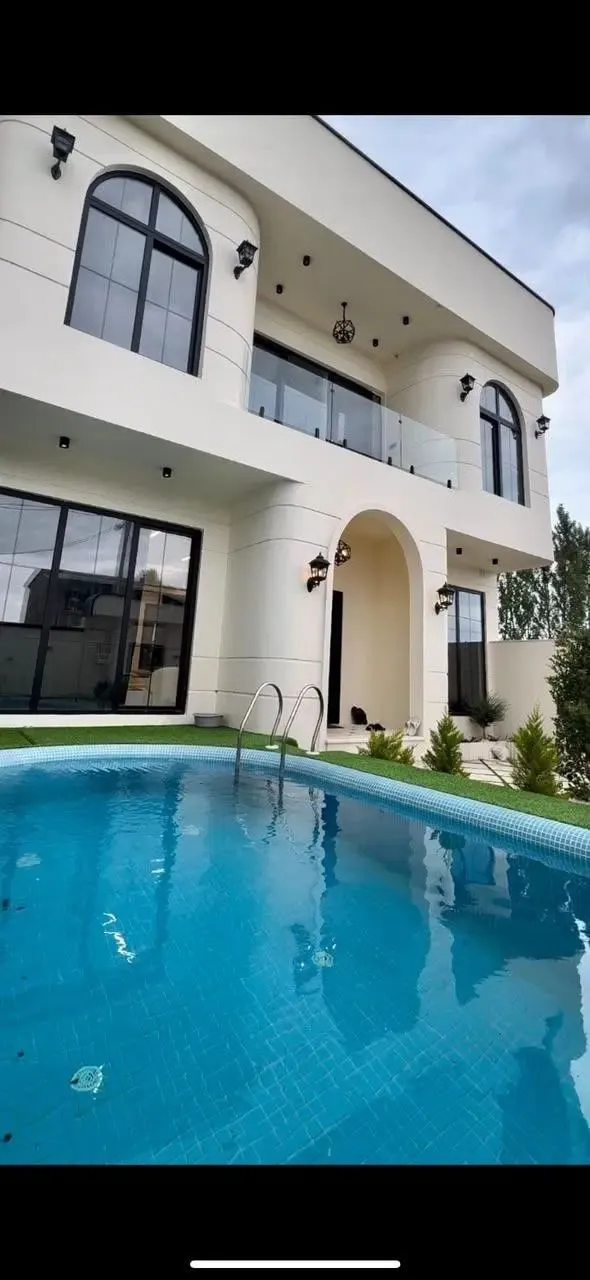 فریدون کنار