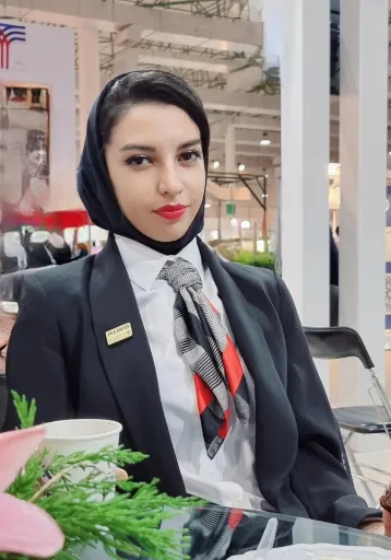 مریم  پیرزاده